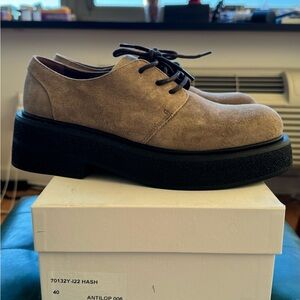 Real suede Tan Lace-Up Platform Boots, like new, Italy, size eu 40, us 10
